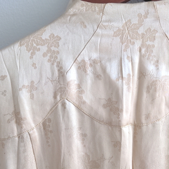Vintage 1930s/1940s 100% silk robe gown made in Hong Kong - Picture 9 of 10